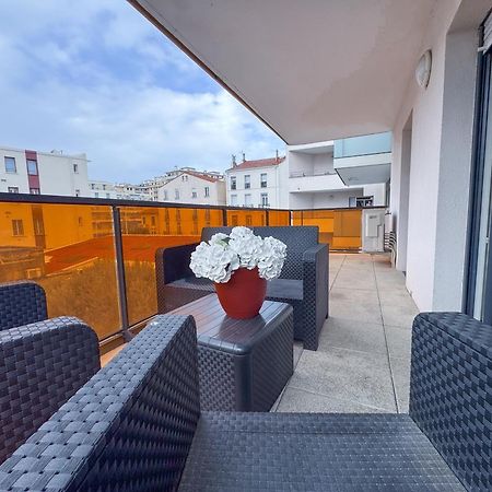 Bel Appartement Climatise & Parking Перпинян Екстериор снимка